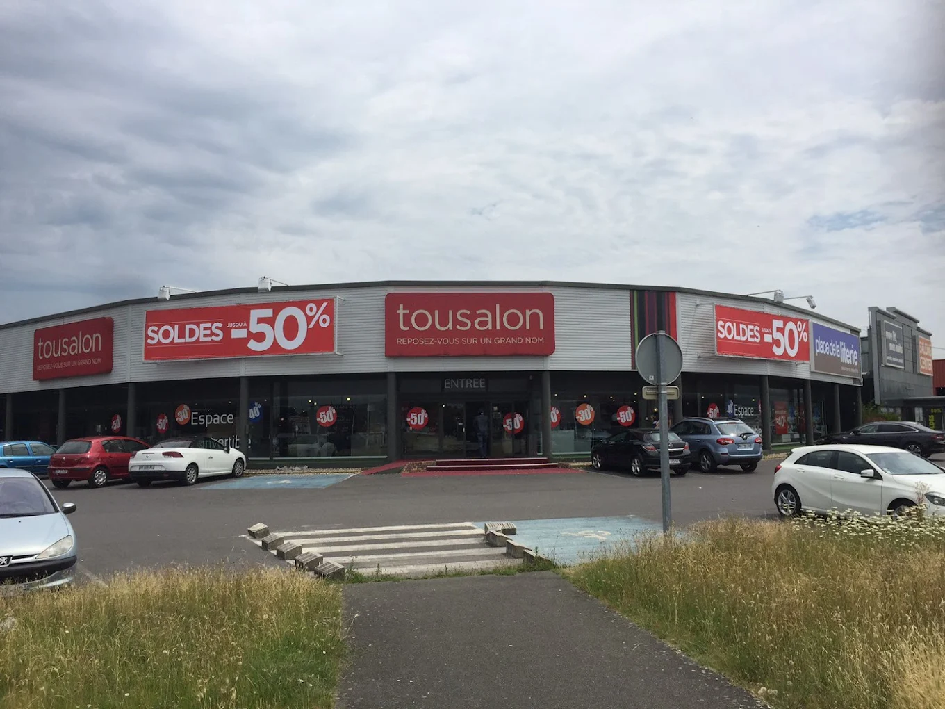 Illustration de Tousalon